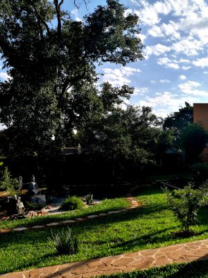 Blick in die Wohnanalge ZenGarden Paraguay